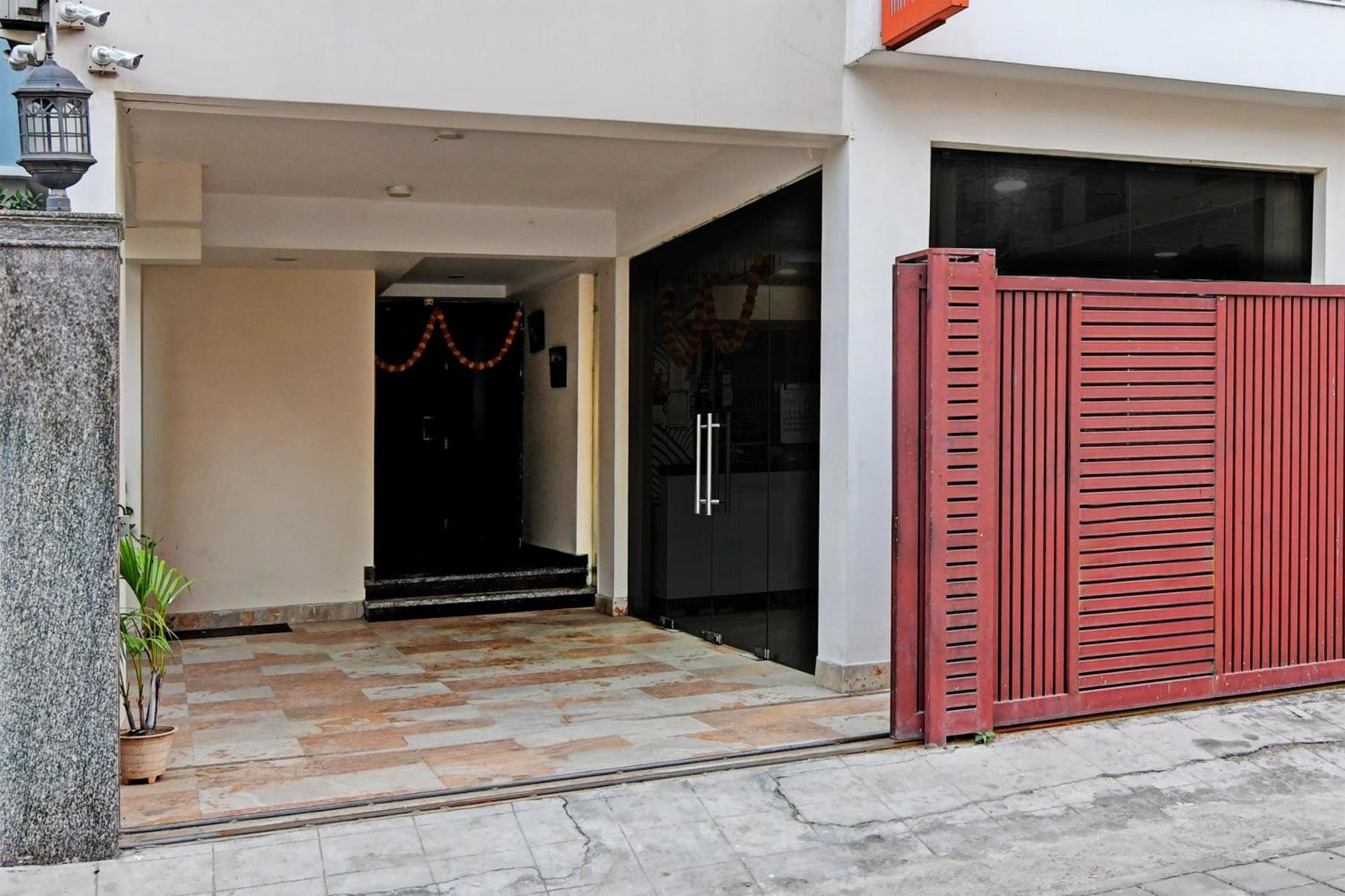 Hotel O Shivaalay Inn Near Newtown Bus Stand Kolkata Exterior photo